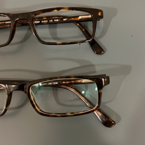 2 Matching Foster Grant eyeglass frames - MINT - Superb qualitylity - Picture 8 of 11